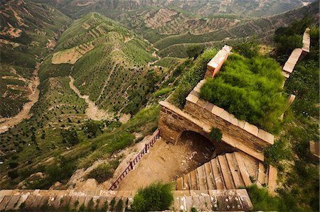 reforestación - Built structure in the mountains on the side of a hill,  Shanxi Province, China Foto de stock - Sin royalties Premium, Código: 6116-07236508
