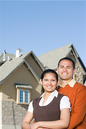 simsearch:6116-08915377,k - Portrait of a couple outside of a house Stock Photo - Premium Royalty-Free, Code: 6116-08915373