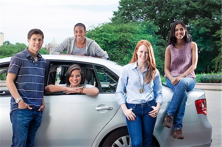 simsearch:6116-08916122,k - Teenagers with car Stock Photo - Premium Royalty-Free, Code: 6116-08916035