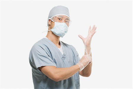 simsearch:673-02141032,k - Portrait of a surgeon Stock Photo - Premium Royalty-Free, Code: 6116-09013746