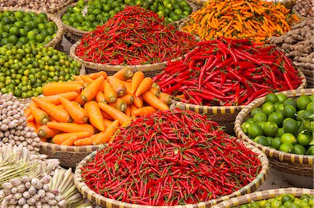 fresh produce - Vegetables at market, Hanoi, Vietnam Stock Photo - Premium Royalty-Free, Code: 6118-07440165
