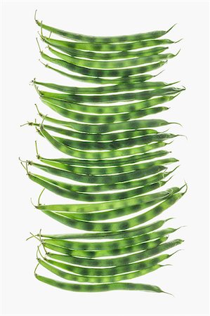 simsearch:6118-07440561,k - Organic green string beans on white background Photographie de stock - Premium Libres de Droits, Code: 6118-07440504