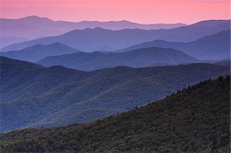 The Great Smoky Mountains in Tennessee at dusk. Stock Photo - Premium Royalty-Free, Code: 6118-08140258