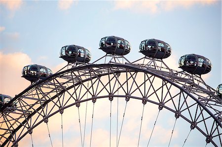 Ferris wheel with glass capsules, London Eye, London, England. Foto de stock - Sin royalties Premium, Código: 6118-09144861