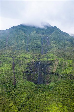 simsearch:6119-07651848,k - Aerial of a waterfall in the interior of Kauai, Hawaii, United States of America, Pacific Stock Photo - Premium Royalty-Free, Code: 6119-07443805