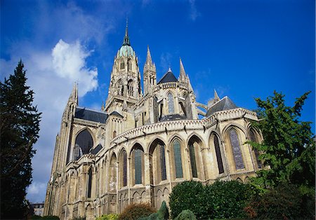 simsearch:6119-07845701,k - Notre Dame Cathedral, Paris, France Photographie de stock - Premium Libres de Droits, Code: 6119-07451120