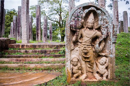 Guardian statue at Thuparama Dagoba, Mahavihara (The Great Monastery), Anuradhapura, UNESCO World Heritage Site, Sri Lanka, Asia Stock Photo - Premium Royalty-Free, Code: 6119-07451207