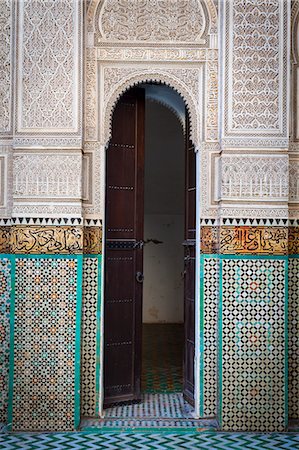 doorway - Bou Inania Medersa, Medina, UNESCO World Heritage Site, Meknes, Meknes-Tafilalet, Morocco, North Africa, Africa Foto de stock - Sin royalties Premium, Código: 6119-07451530