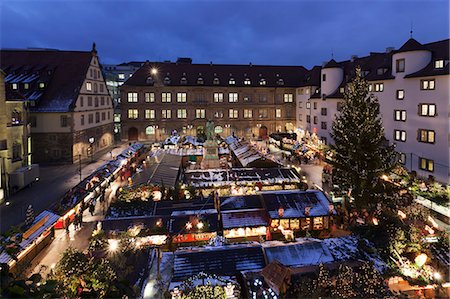 stuttgart - Christmas fair on Schillerplatz Square, Stuttgart, Baden Wurttemberg, Germany, Europe Photographie de stock - Premium Libres de Droits, Code: 6119-07451769
