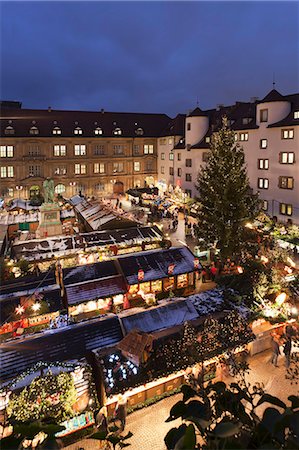 Christmas fair on Schillerplatz Square, Stuttgart, Baden Wurttemberg, Germany, Europe Stock Photo - Premium Royalty-Free, Code: 6119-07451771