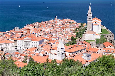 st george - High angle view of the old town with Tartini Square, townhall and the cathedral of St. George, Piran, Istria, Slovenia, Europe Photographie de stock - Premium Libres de Droits, Code: 6119-07451837