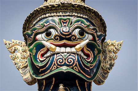 symbole religieux - Mythical temple guard (Yaksha), Wat Phra Kaew, Bangkok, Thailand. Photographie de stock - Premium Libres de Droits, Code: 6119-07451909
