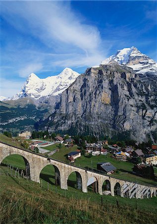 Mt Eiger, Mt Jungfrau and Mt Monch, Murren, Bernese Oberland, Switzerland Photographie de stock - Premium Libres de Droits, Code: 6119-07452096