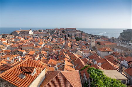 simsearch:6119-07452181,k - View across rooftops from the city wall of Dubrovnik, UNESCO World Heritage Site, Croatia, Europe Stock Photo - Premium Royalty-Free, Code: 6119-07452176