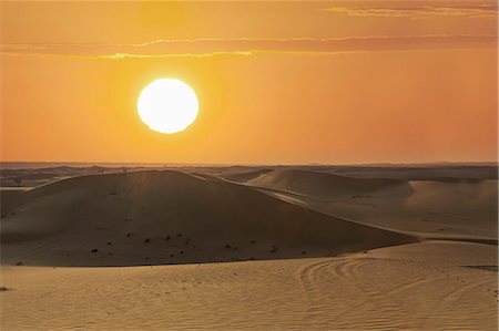 The desert near Liwa, Abu Dhabi, United Arab Emirates, Middle East Photographie de stock - Premium Libres de Droits, Code: 6119-07452760