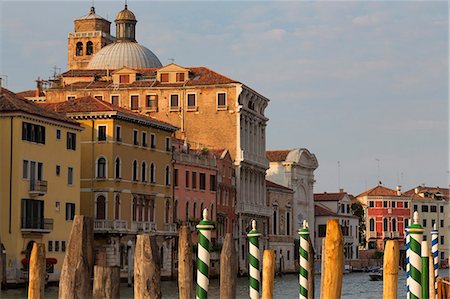simsearch:6119-07452811,k - Facades of buildings along the Grand Canal, Venice, UNESCO World Heritage Site, Veneto, Italy, Europe Stock Photo - Premium Royalty-Free, Code: 6119-07452791