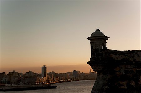 El Morro fortress at sunset, Havana, Cuba, West Indies, Central America Stock Photo - Premium Royalty-Free, Code: 6119-07452703