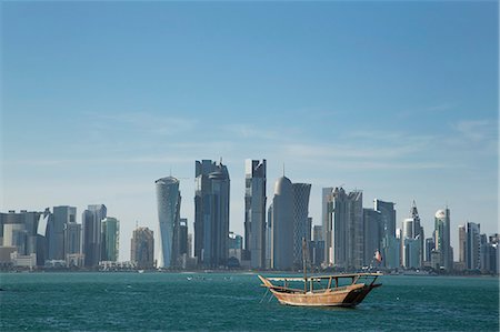 simsearch:6119-07735104,k - Futuristic skyscrapers in Doha, Qatar, Middle East Stock Photo - Premium Royalty-Free, Code: 6119-07452738