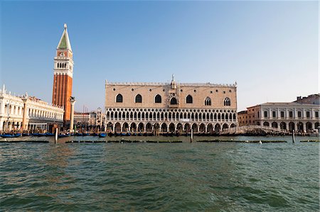 san marco in venice - The Campanile and Palazzo Ducale (Doges Palace), St. Mark's Square, seen from St. Mark's Basin, Venice, UNESCO World Heritage Site, Veneto, Italy, Europe Stock Photo - Premium Royalty-Free, Code: 6119-07452822