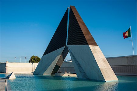 Monumento aos Combatentes do Ultramar, Belem, Lisbon, Portugal, Europe Foto de stock - Sin royalties Premium, Código: 6119-07452973