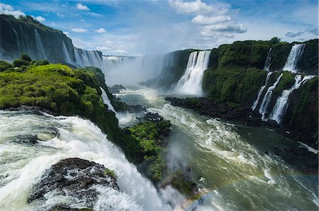 simsearch:6119-07452936,k - Foz de Iguazu (Iguacu Falls), the largest waterfalls in the world, Iguacu National Park, UNESCO World Heritage Site, Brazil, South America Foto de stock - Sin royalties Premium, Código: 6119-07452977