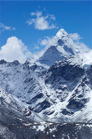 Summit of Ama Dablam from Kala Patthar, Sagarmatha National Park, UNESCO World Heritage Site, Solukhumbu District, Nepal, Himalayas, Asia Stock Photo - Premium Royalty-Free, Code: 6119-07453083