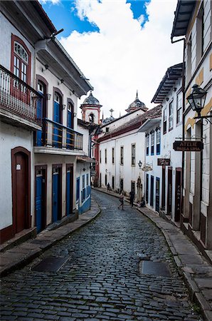 Historical houses in the old mining town of Ouro Preto, UNESCO World Heritage Site, MInas Gerais, Brazil, South America Foto de stock - Sin royalties Premium, Código: 6119-07453011