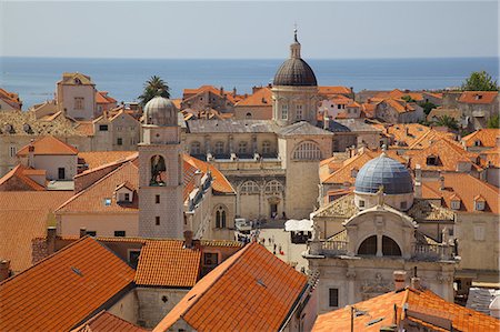 dubrovnik cathedral - Old Town rooftops and Cathedral dome, UNESCO World Heritage Site, Dubrovnik, Dalmatia, Croatia, Europe Photographie de stock - Premium Libres de Droits, Code: 6119-07453137