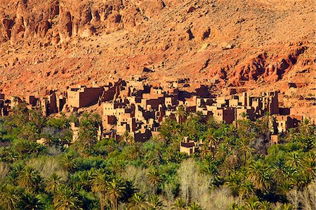 Road to Todra Gorge with oasis, Tinghir, Morocco, North Africa, Africa Foto de stock - Sin royalties Premium, Código: 6119-07651815