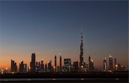rascacielos - Dubai, United Arab Emirates, Middle East Foto de stock - Sin royalties Premium, Código: 6119-07651987