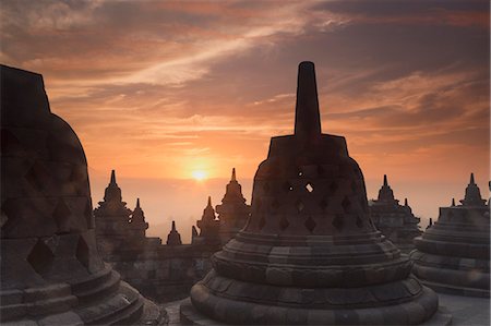 stupa - Borobudur Buddhist Temple, UNESCO World Heritage Site, Java, Indonesia, Southeast Asia, Asia Foto de stock - Sin royalties Premium, Código: 6119-07652015