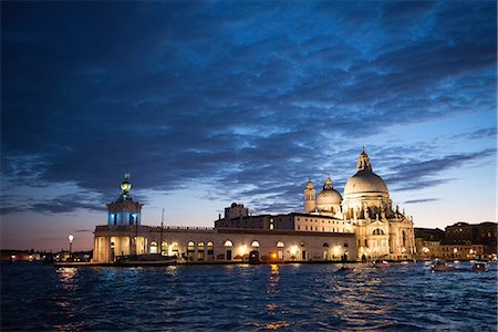 famous place - Santa Maria della Salute church at dusk, Grand Canal, Venice, UNESCO World Heritage Site, Veneto, Italy, Europe Stock Photo - Premium Royalty-Free, Code: 6119-07744691