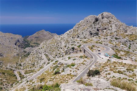 simsearch:6119-07845679,k - Serpentine road to the bay Cala de Sa Calobra, Majorca (Mallorca), Balearic Islands (Islas Baleares), Spain, Mediterranean, Europe Stock Photo - Premium Royalty-Free, Code: 6119-07781055