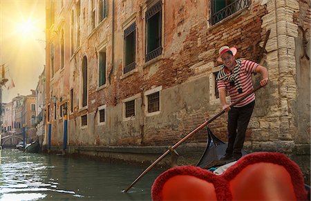 steuern (lenken) - Gondolier, Venice, UNESCO World Heritage Site, Veneto, Italy, Europe Stockbilder - Premium RF Lizenzfrei, Bildnummer: 6119-07781240