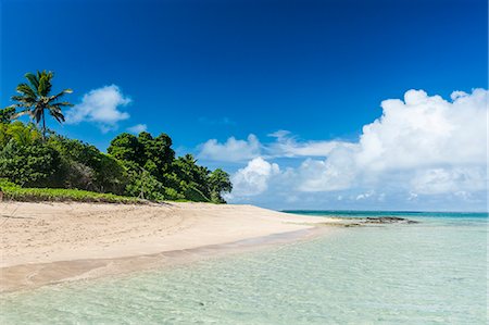 pacífico del sur - Little island with a white sand beach in Haapai, Haapai Islands, Tonga, South Pacific, Pacific Foto de stock - Sin royalties Premium, Código: 6119-07781269