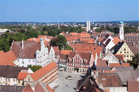 swabia - Town hall with Steuerhaus building and Grosszunft building at market square, Memmingen, Schwaben, Bavaria, Germany, Europe Photographie de stock - Premium Libres de Droits, Code: 6119-07734959