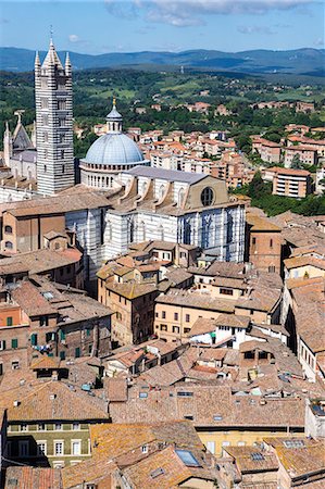 simsearch:6119-07453137,k - View of Duomo from Torre del Mangia, Piazza del Campo, UNESCO World Heritage Site, Siena, Tuscany, Italy, Europe Photographie de stock - Premium Libres de Droits, Code: 6119-07845546