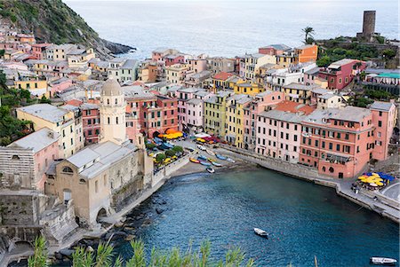 High angle view of Vernazza, Cinque Terre, UNESCO World Heritage Site, Liguria, Italy, Europe Stock Photo - Premium Royalty-Free, Code: 6119-07845549