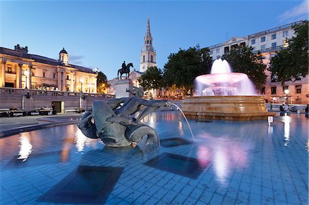 Fountain with statue of George IV, National Gallery and St. Martin-in-the-Fields church, Trafalgar Square, London, England, United Kingdom, Europe Stock Photo - Premium Royalty-Free, Code: 6119-07845515