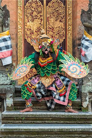 Balinese Kecak dancer, Ubud, Bali, Indonesia, Southeast Asia, Asia Foto de stock - Sin royalties Premium, Código: 6119-07943784