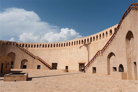 forteresse - Nizwa fort, Oman, Middle East Photographie de stock - Premium Libres de Droits, Code: 6119-07943883