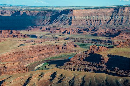 View over the canyonlands and the Colorado River from the Dead Horse State Park, Utah, United States of America, North America Stock Photo - Premium Royalty-Free, Code: 6119-07943979