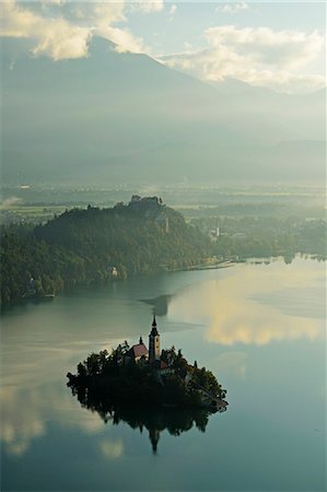 Lake Bled (Blejsko jezero), Bled, Julian Alps, Slovenia, Europe Photographie de stock - Premium Libres de Droits, Code: 6119-07968943