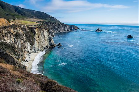 shoreline - The rocky coast of the Big Sur near Bixby bridge, California, USA Photographie de stock - Premium Libres de Droits, Code: 6119-07968954