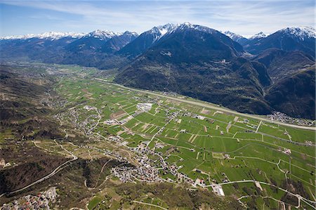 simsearch:6119-08062097,k - River Adda flowing along Valtellina in the Italian Alps, Lombardy, Italy, Europe Stockbilder - Premium RF Lizenzfrei, Bildnummer: 6119-08062044