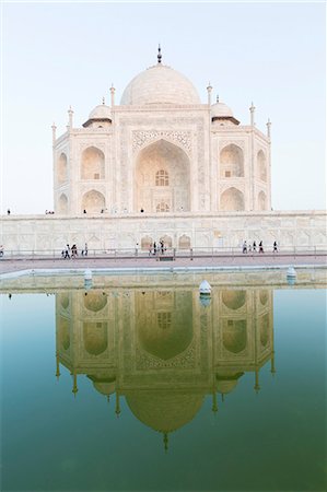 The Taj Mahal, UNESCO World Heritage Site, Uttar Pradesh, India, Asia Photographie de stock - Premium Libres de Droits, Code: 6119-08062036