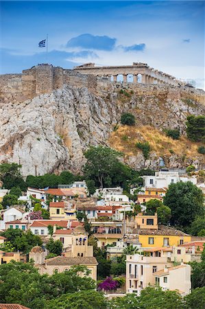 View of Plaka and The Acropolis, Athens, Greece, Europe Photographie de stock - Premium Libres de Droits, Code: 6119-08242735
