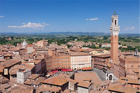 simsearch:6119-08242858,k - View over the old town including Piazza del Campo with Palazzo Pubblico town hall and Torre del Mangia Tower, Siena, UNESCO World Heritage Site, Siena Province, Tuscany, Italy, Europe Stock Photo - Premium Royalty-Free, Code: 6119-08242856