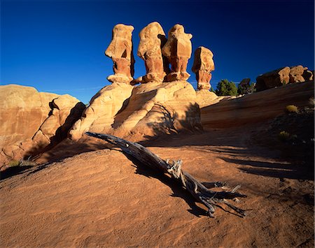 simsearch:6119-08242799,k - Sculptured rock formations, Devil's Garden, Grand Staircase Escalante, Utah, United States of America, North America Stock Photo - Premium Royalty-Free, Code: 6119-08266409
