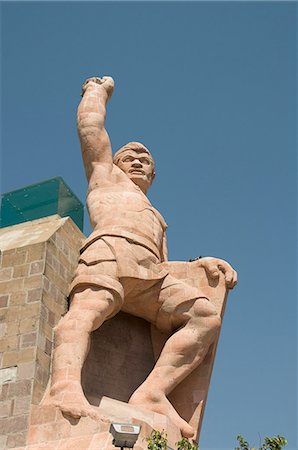 simsearch:6119-07845393,k - Pipila monument statue on hill in Guanajuato, Guanajuato State, Mexico, North America Stockbilder - Premium RF Lizenzfrei, Bildnummer: 6119-08266883